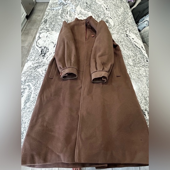 Elegant Brown Women's Coat - Picture 11 of 16